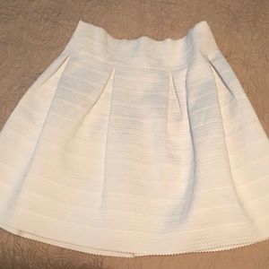 New York & Co White skirt